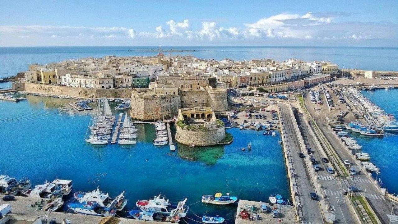 Minzoni Gallipoli Sul Mare E 130 Mt Dal Centro Exterior foto